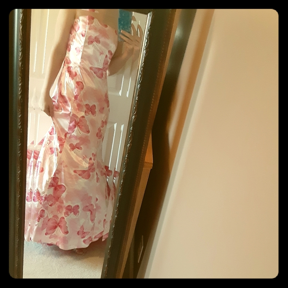 Strapless Pink Butterfly Pattern Prom Dress